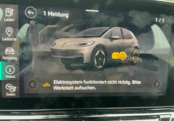 Volkswagen ID.3: Fehlermeldung "Elektrosystem funktioniert nicht richtig. Bitte Werkstatt aufsuchen." DTC P1693.