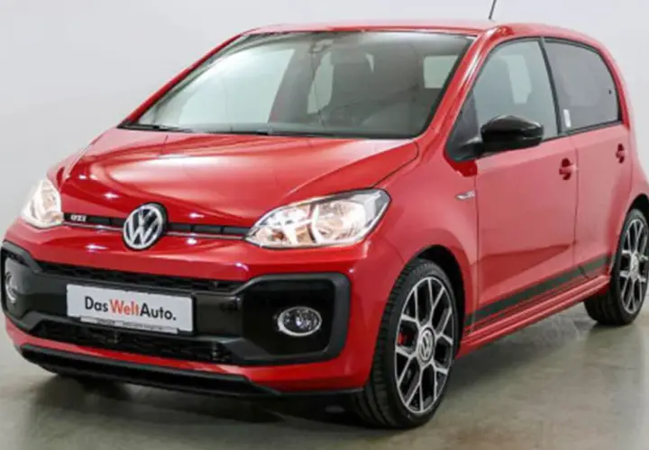 Roter VW Up GTI im sportlichen Design. Hier sind die vw up gti technische daten.