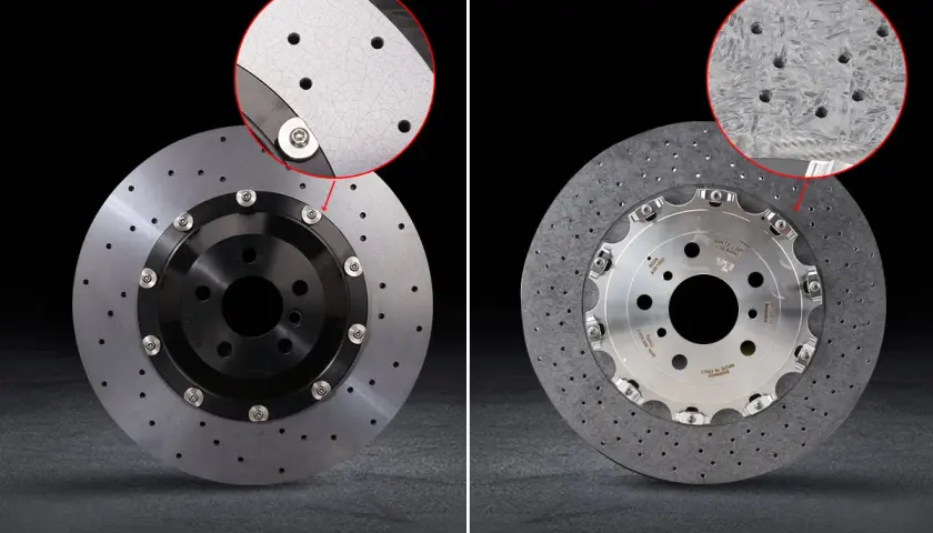 Zwei Bremsscheiben im Detail: Links eine Stahlbremsscheibe mit feinen Rissen, rechts eine Carbon-Keramik-Bremsscheibe, wie sie bei einem Porsche verbaut wird.