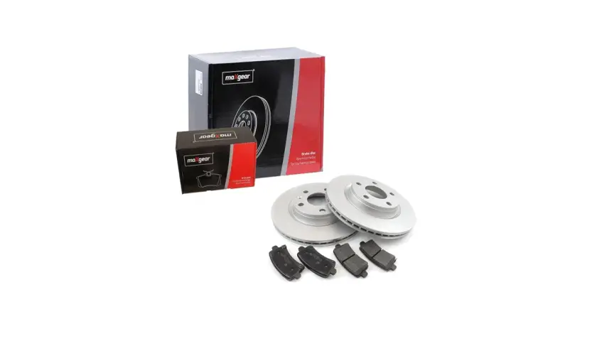 Maxgear Bremsen Erfahrung: Neue Bremsscheiben und Bremsbeläge von Maxgear, bereit für den Einbau.
