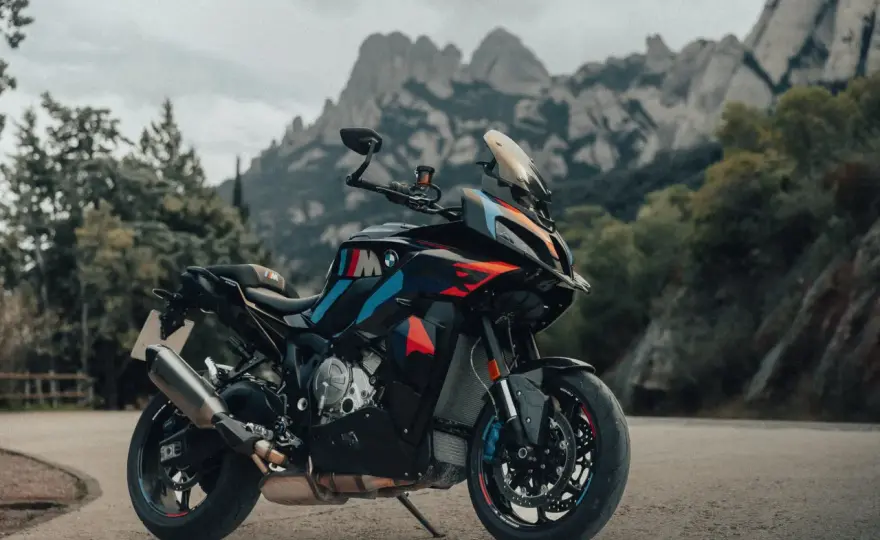 BMW M 1000 XR - Für wen lohnt sich das 201 PS Bike wirklich?