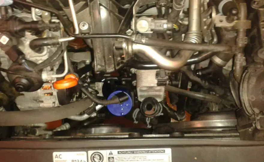 Golf 6 1.6 TDI Thermostat wechseln - So geht's richtig!