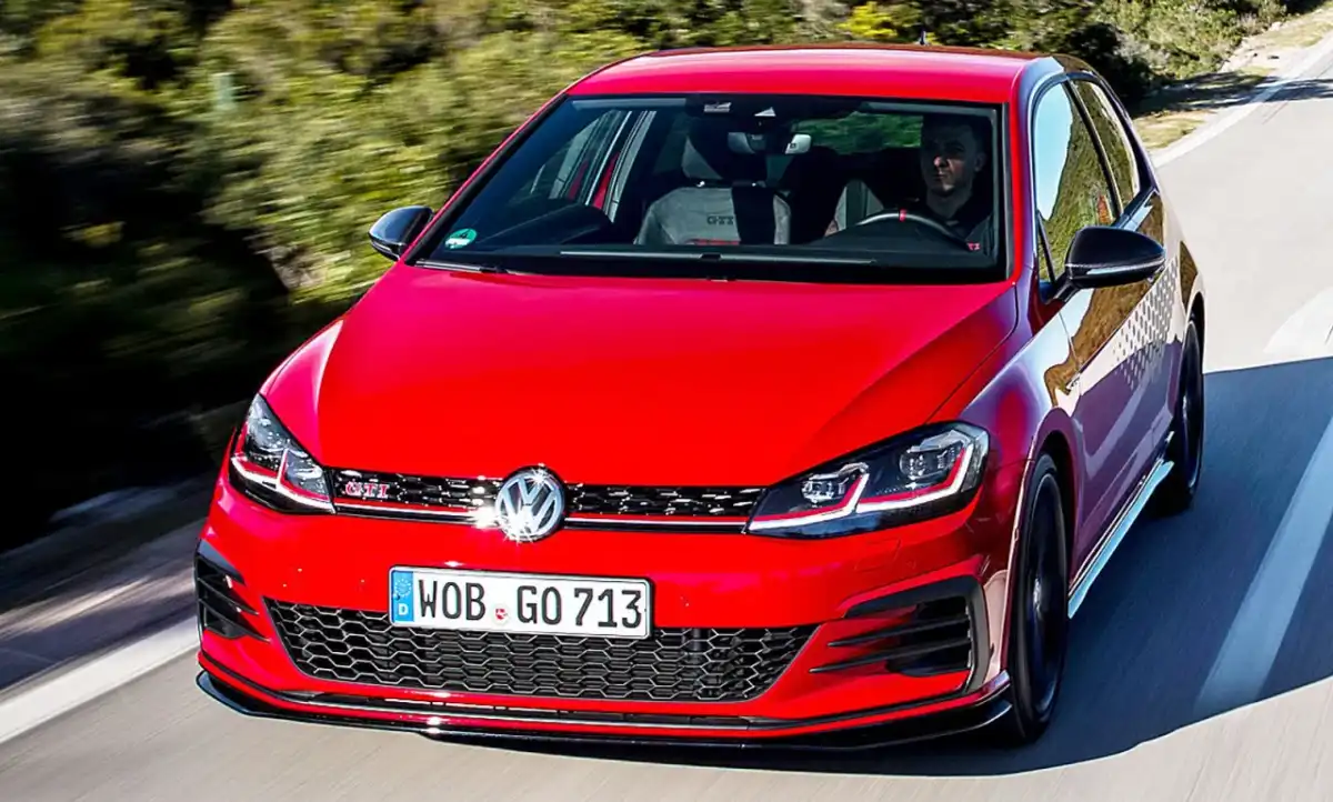 Golf 7 GTI im Test - Welche Version überzeugt?